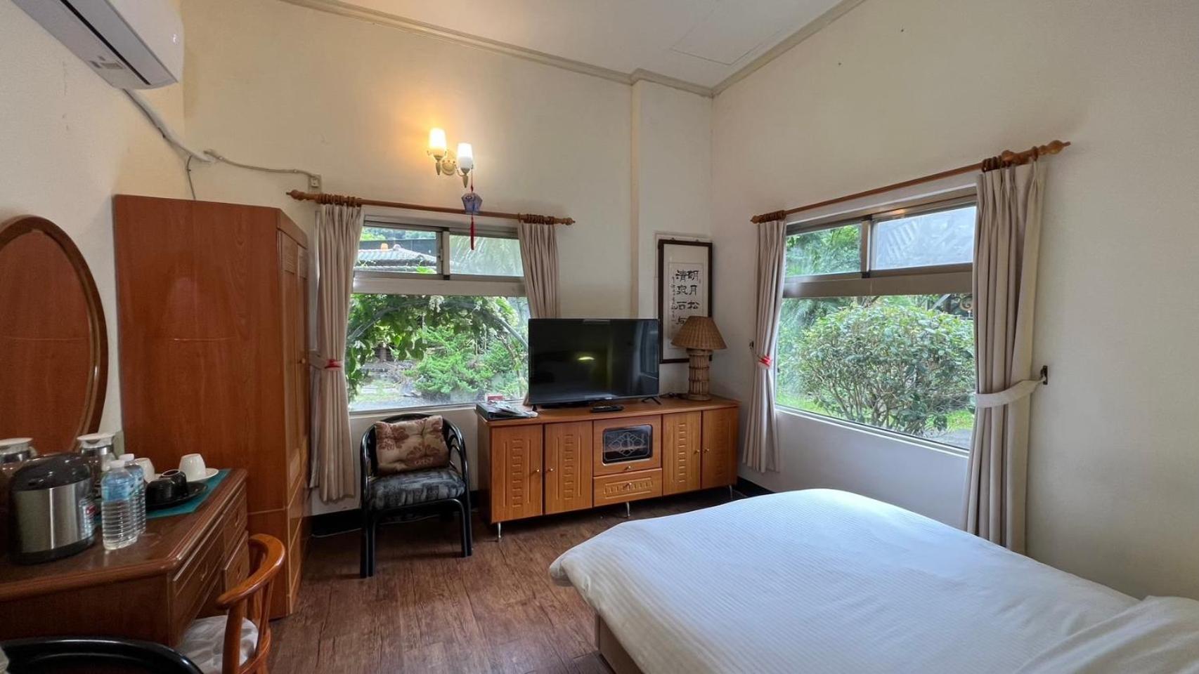 Lohas Gallery Long Stay Hostel Shiding Exteriör bild